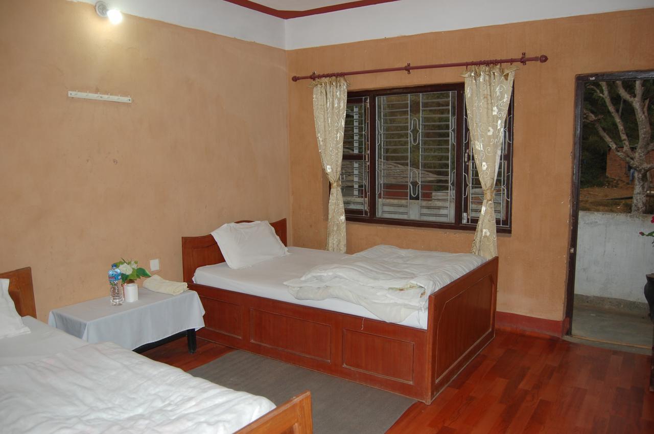 Shrestha Hotel & Restaurant Bandipur Room photo
