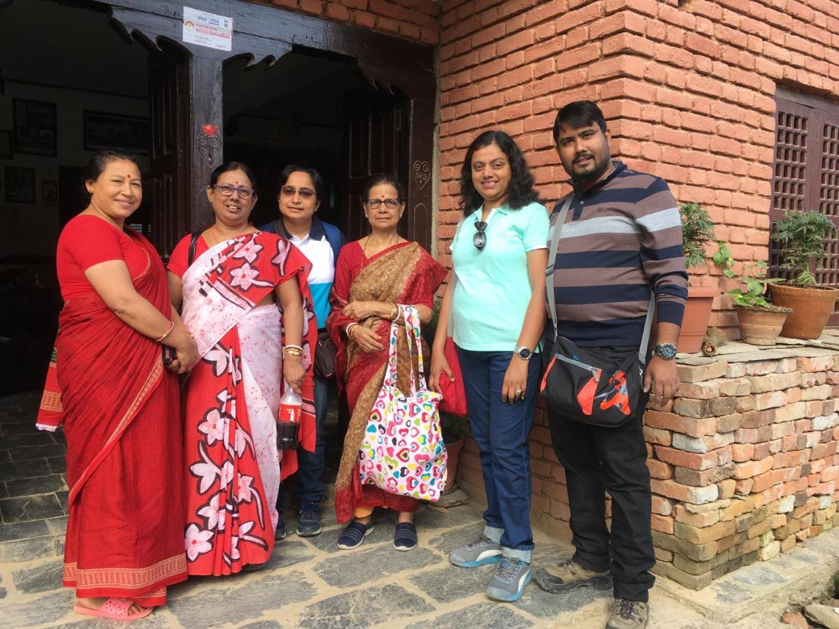 Shrestha Hotel & Restaurant Bandipur Exterior photo